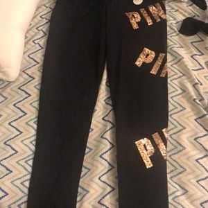 PINK LEGGINGS W/LETTERING